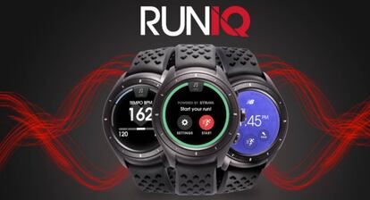 Reloj inteligente RunIQ de New Balance.