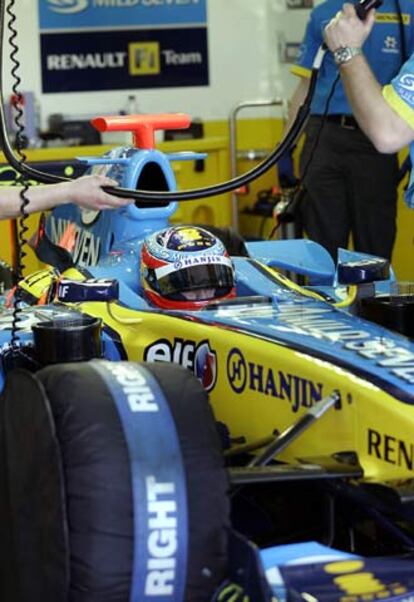 Fernando Alonso, en unos entrenamientos en febrero.