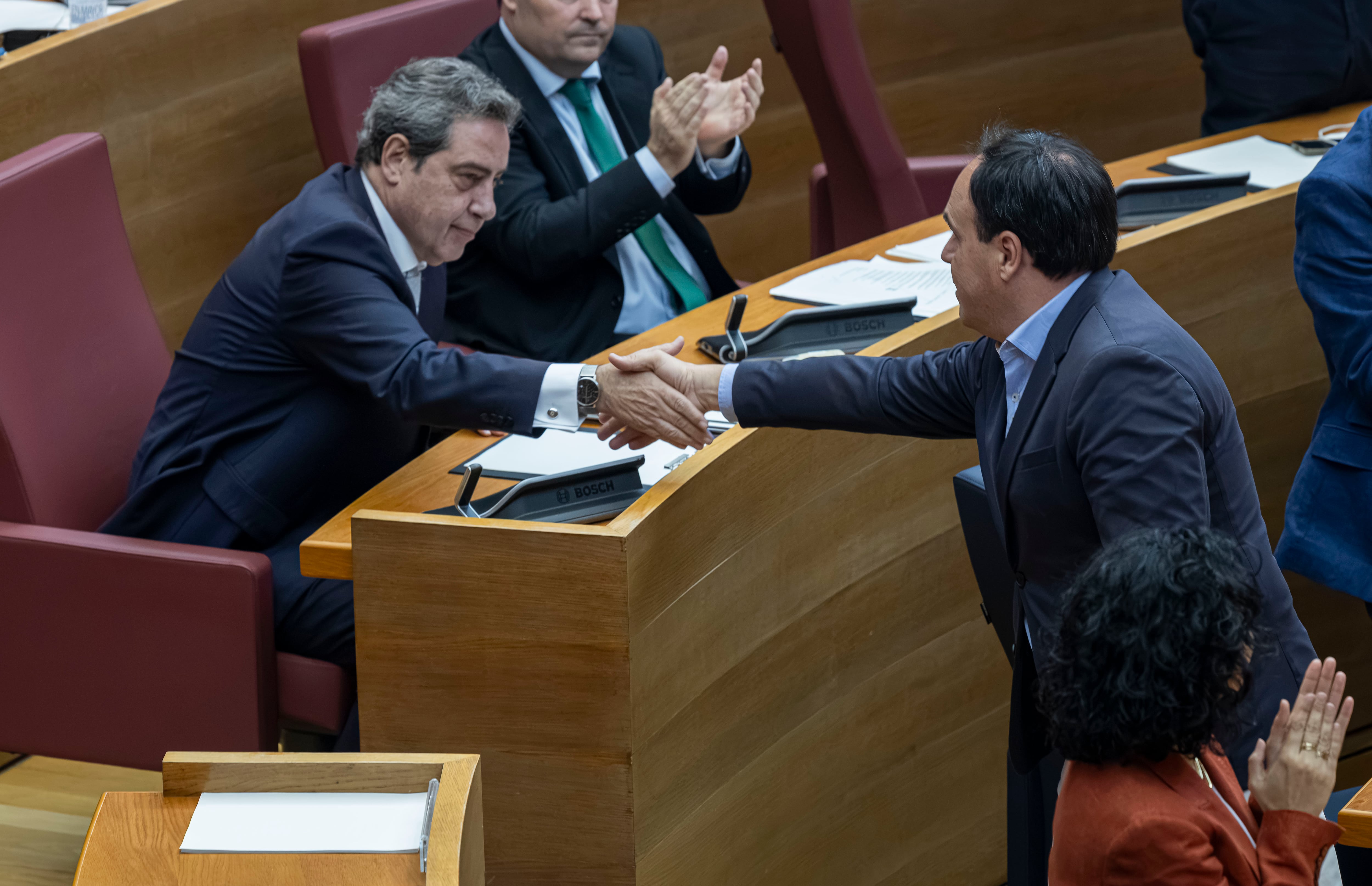 El PP se pliega a Vox y Les Corts Valencianes aprueban los primeros presupuestos en España que incluyen la prioridad nacional
