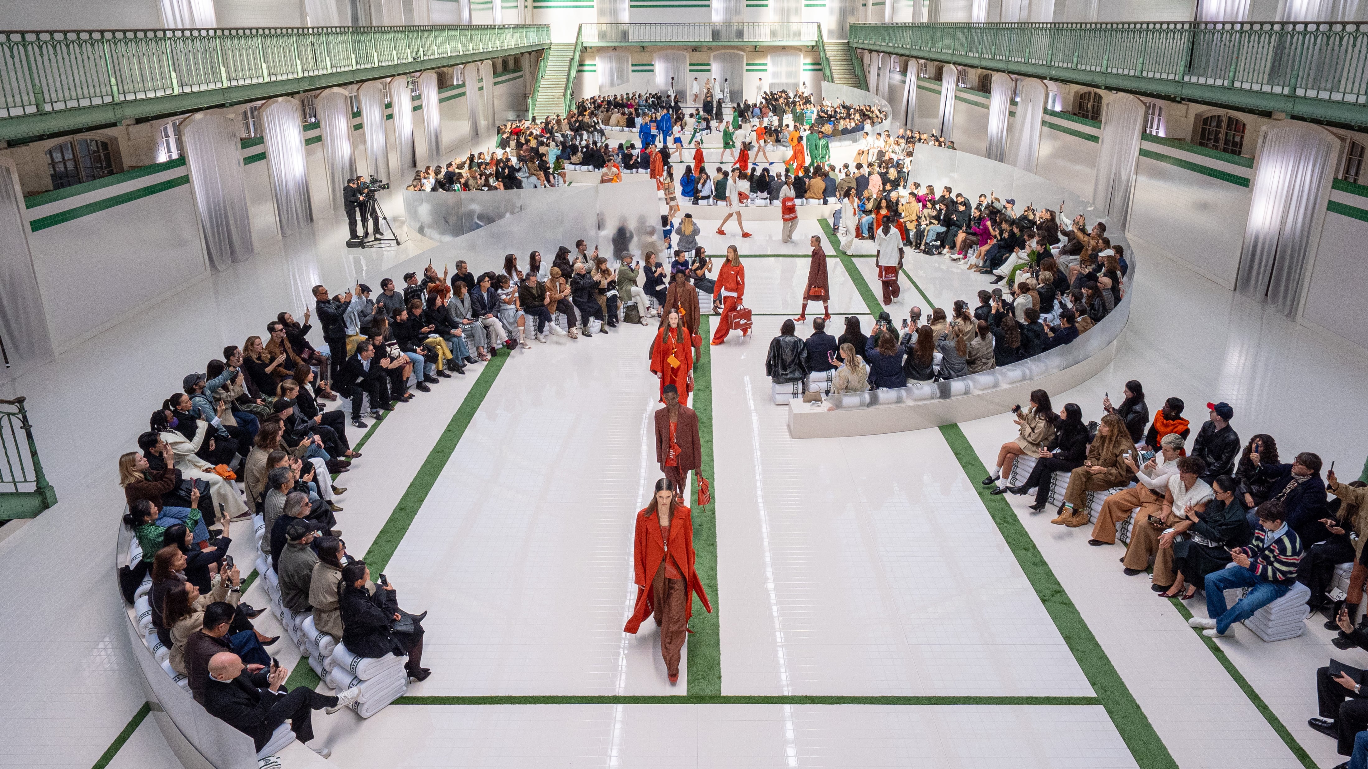 Pelagia Kolotouros (Lacoste): “Mi prenda favorita es la falda de tenis. El plisado se inventó para liberar el movimiento de la mujer”