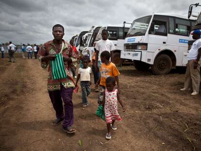 ¿Debemos doblar la ayuda o reducirla a la mitad?