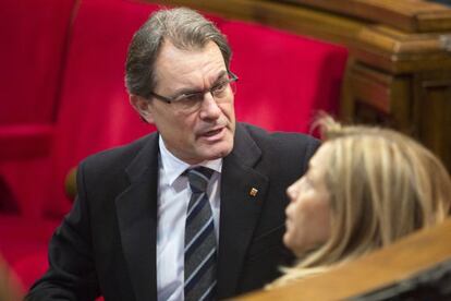 Artur Mas, ayer, con la vicepresidenta Joana Ortega