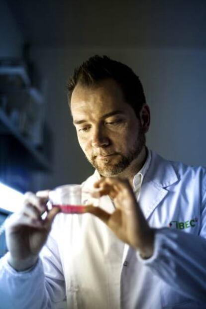 Samuel Sánchez, Director del grupo de investigación Smart Nano- Bio-Devices