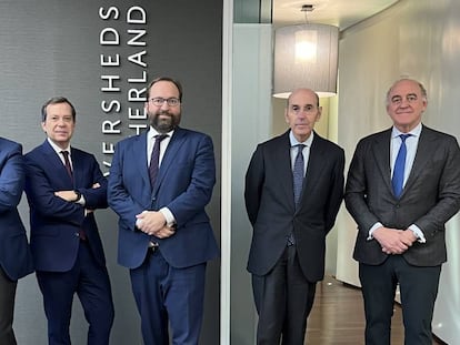 Consejo de Administración de de la oficina española del despacho Eversheds Sutherland: Alberto Dorrego, Javier Ibáñez, Jacobo Martínez, Andrés Jiménez y Kiko Carrión