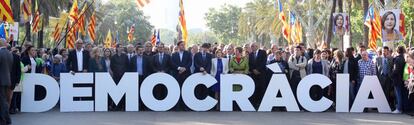 Acte de suport a Forcadell i Simó, abans de les declaracions.