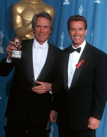 Clint Eastwood y Arnold Schwarzenegger en 1995.