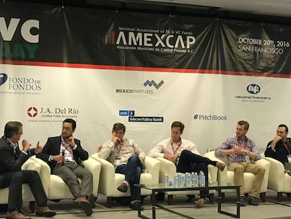 Panel de emprendedores durante el M&eacute;xico CV Day.