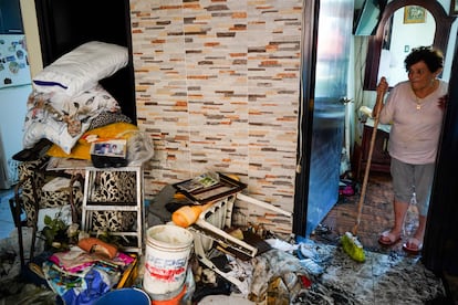 Vecinos refieren a que la inundaciones se debieron al no funcionamiento del cárcamo inaugurado hace un año.