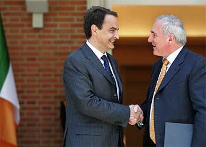 José Luis Rodríguez Zapatero y Bertie Ahern, en La Moncloa.