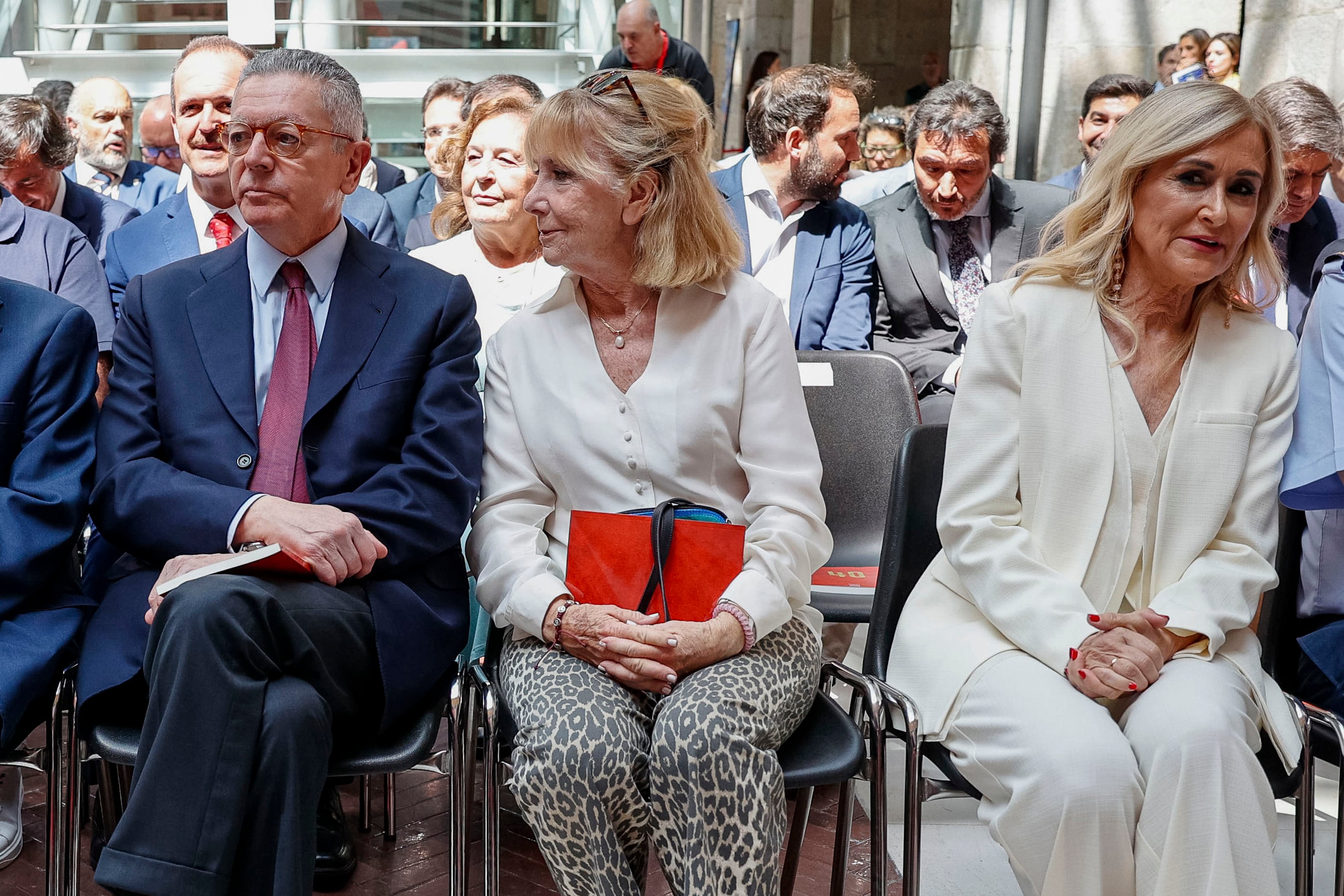 Madrid desoyó una propuesta para registrar las aportaciones de Aguirre, Cifuentes y Gallardón en sus reuniones pagadas con dinero público