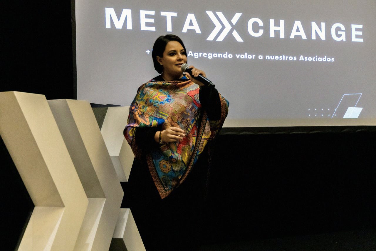 La fundadora de Metaxchange, acusada de fraude, denuncia ahora a la actriz Sandra Echeverría por extorsión