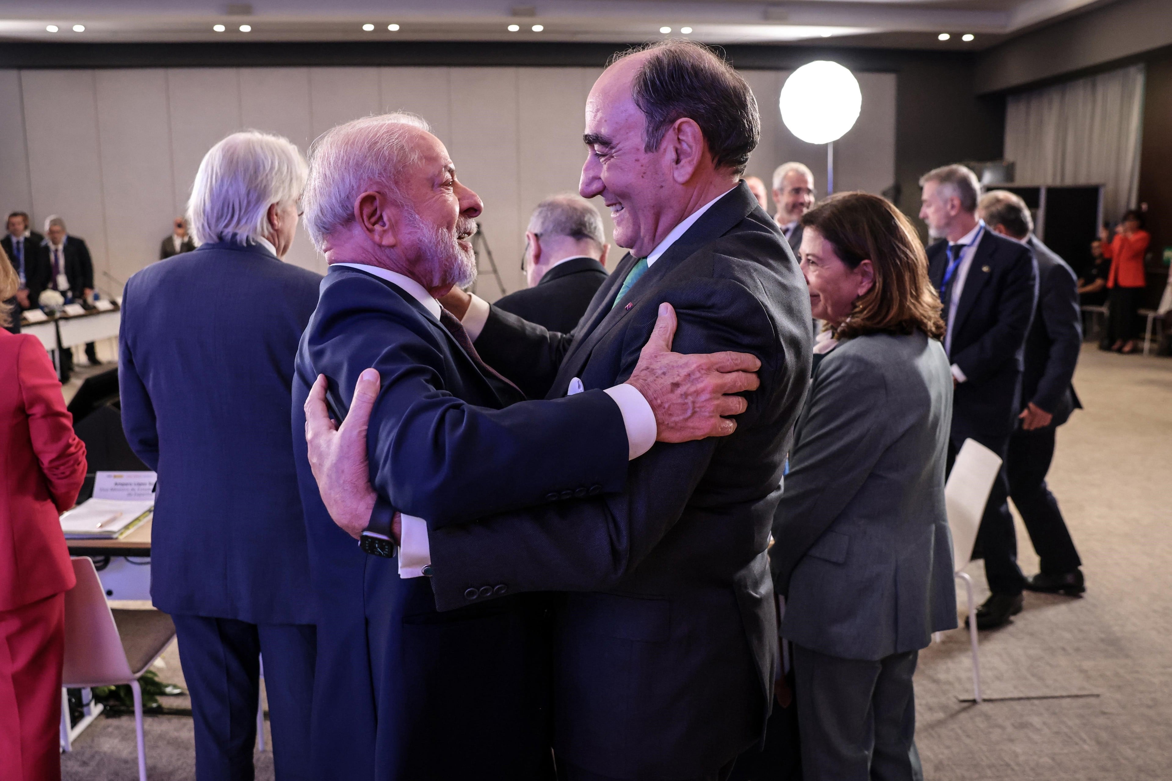 Galán se reúne con Lula y anuncia más inversiones de Iberdrola en Brasil