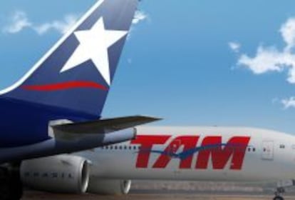 Aviones de Lan y TAM, las aerol&iacute;neas del grupo Latam.