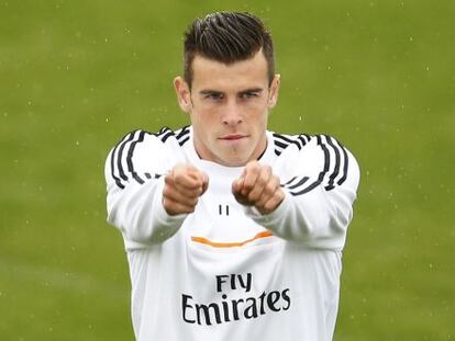 Real Madrid&#039; s Gareth Bale attends a training session on Friday.