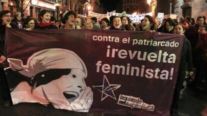 Cabecera de la marcha del Día de la Mujer Trabajadora en Madrid.