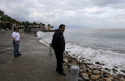 Els habitants de les zones per on va passar el 'Patricia' van tornar dissabte a fer vida normal.