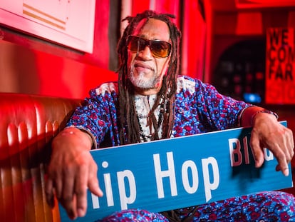 DJ Kool Herc, considerado el padre del hip hop, retratado en 2019 en Nueva York.