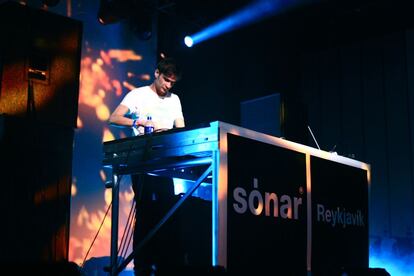 El DJ Jon Hopkin, en el escenario islandés del Sónar.