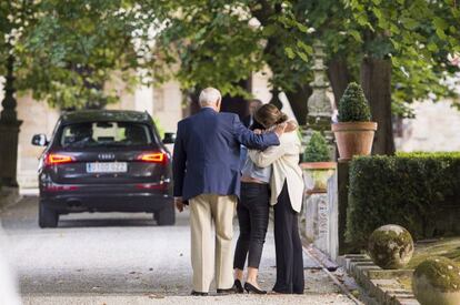 Carmen Botín, hija de Emilio Botín, recibe condolencias tras el fallecimiento de su padre en la residencia familiar de Santander