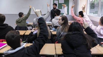 Alumnos en una clase de cuarto de la ESO.