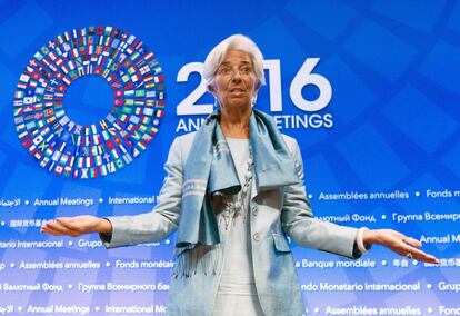 La directora del FMI, Christine Lagarde, habla durante la reunión anual del Banco Mundial y el FM en WashingtonI, el 8 de octubre pasado.