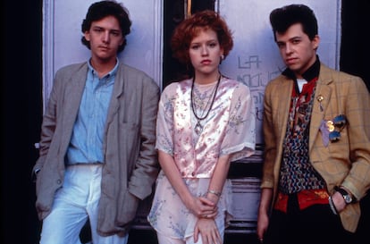 Andrew McCarthy, Molly Ringwald y Jon Cryer en La chica de rosa.