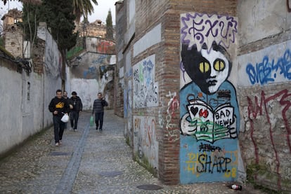 Pintadas en el Palacio de Dalahorra, en el barrio granadino del Albaicín.