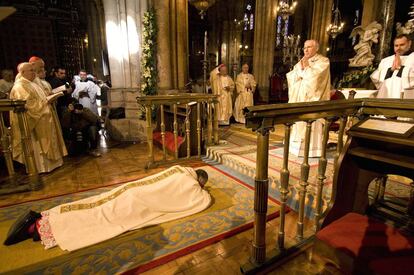 Rouco Varela ordena obispo de Lugo a su sobrino, Alfonso Carrasco, en febrero de 2008.