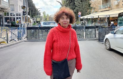 Tamar Verete-Zehavi, tras un evento literario en Jerusalén con motivo de la protesta, el jueves.
