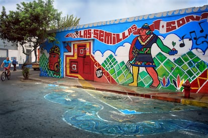 Mural en el barrio de Barranco, en la ciudad de Lima (Perú). 