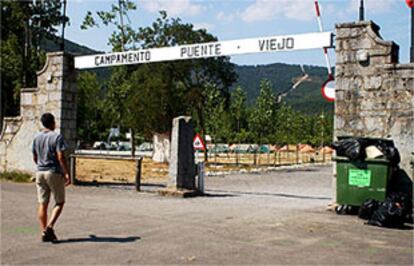 Entrada del cámping donde se alojaban los 30 niños intoxicados en León.