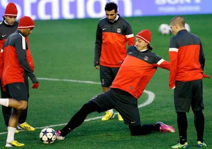 Zlatan Ibrahimovic durante el entrenamiento en el estadio de Mestalla.