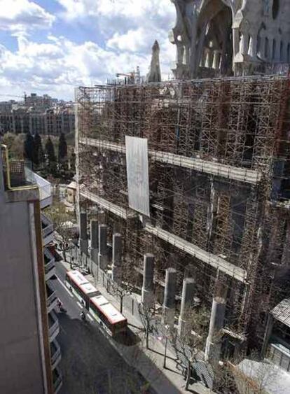 Obras en la fachada de la Gloria.