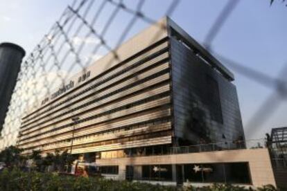 Estado en que ha quedado el edificio de Santa Lucía tras ser extinguido.