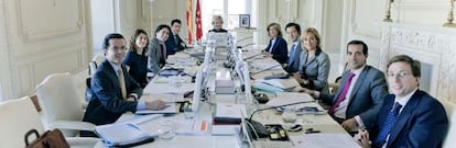 Ejecutivo regional en pleno tras el nombramiento del nuevo consejero de Transportes e Infraestructuras.