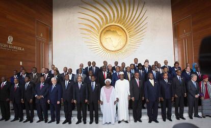 Los jefes de Estado africanos, al inicio de la 28&ordf; asamblea de la Uni&oacute;n Africana, celebrada este lunes en Adis Abeba.
 
