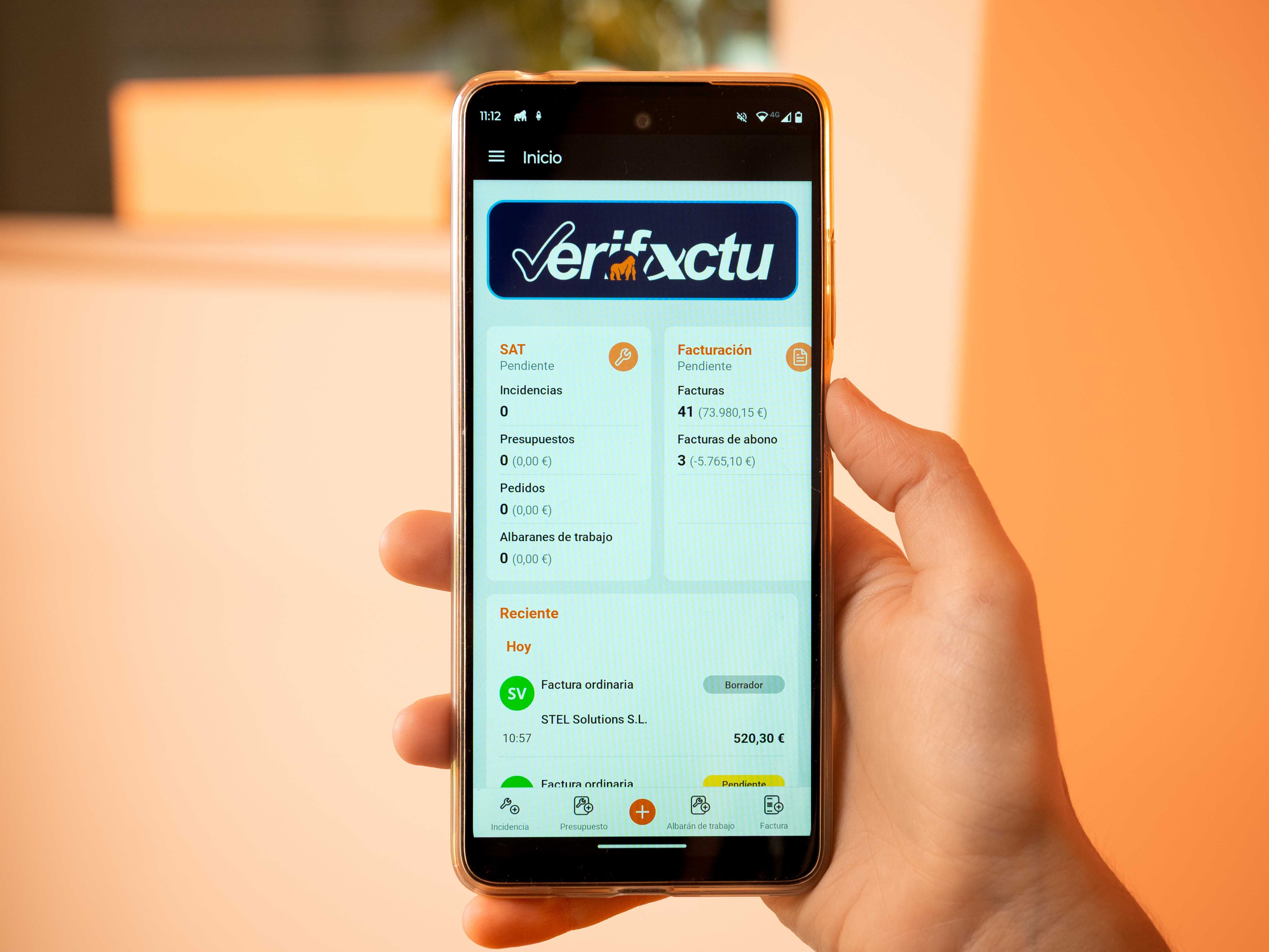 STEL Order ofrece a pymes y autónomos la posibilidad de integrar su 'software' en una 'app' móvil para poder gestionar tareas en remoto y desde cualquier dispositivo.
