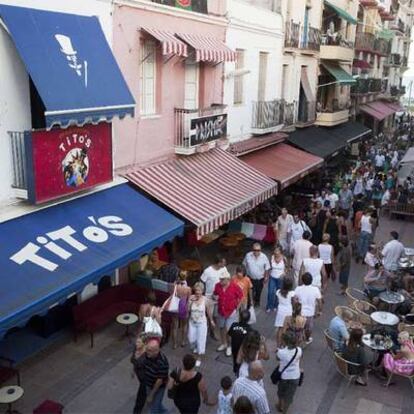 la <i>calle del Pecado,</i> en el centro de la ciudad.