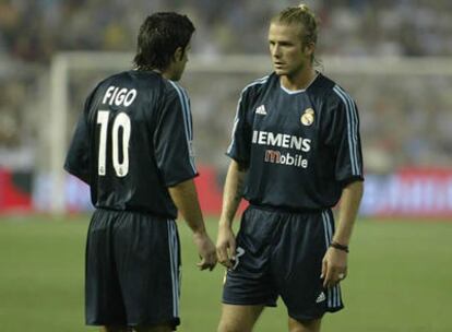 Beckham y Figo, en su etapa en el Real Madrid