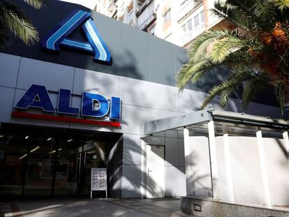 Fachada de un supermercado Aldi, en Madrid.