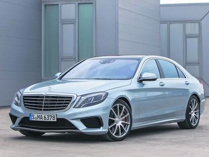 El nuevo Mercedes Clase S adopta una imagen menos clásica y más deportiva.