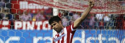 Diego Costa celebra su gol frente al Elche.