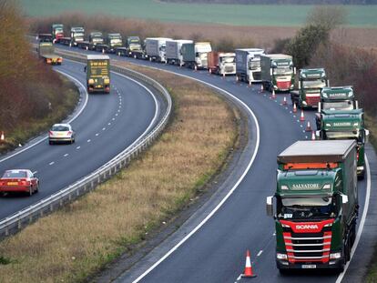 Un Brexit caótico afectará al 90% de los camiones españoles que van a Reino Unido