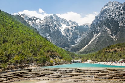 La montaña del Dragón de Jade en Lijiang (Yunnan).