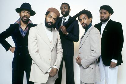 Kool And The Gang posando en 1978. Ronald ‘Khalis’ Bell es el primero por la izquierda.