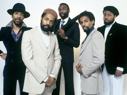 Kool And The Gang posando en 1978. Ronald ‘Khalis’ Bell es el primero por la izquierda.
