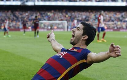 Luis Suárez celebra su gol ante el Atlético.