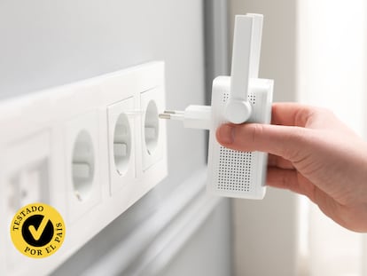 Artículo de EL PAÍS Escaparate que compara y analiza los mejores repetidores wifi domésticos de 2025.