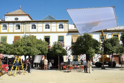 El Patio de Banderas ha sido uno de los escenarios sevillanos del rodaje de la segunda temporada de 'Berln'.