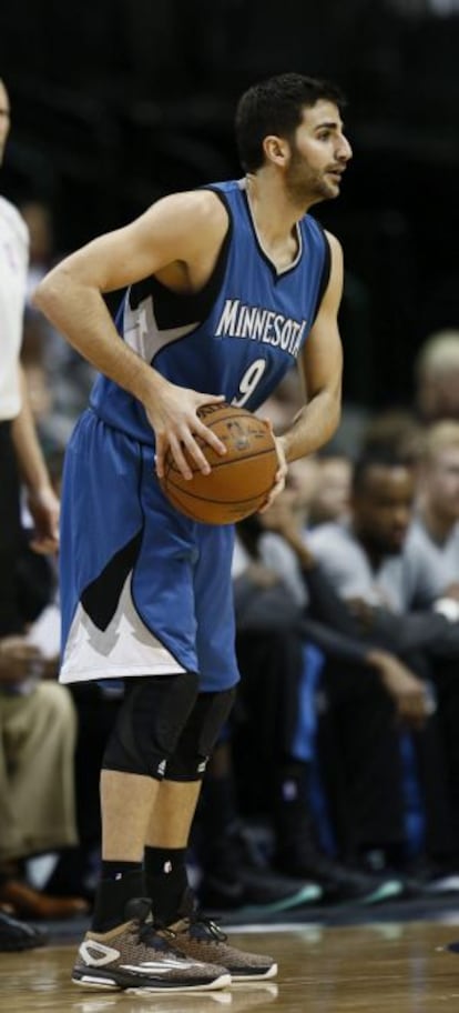 Ricky Rubio durante el partido contra los Mavericks.